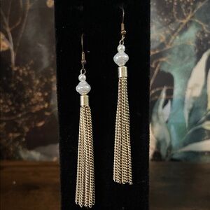 Chic Gold and Pearl Tassel Earrings